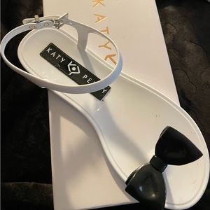 Bow tie jelly Sandler